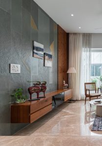 Living area - 2